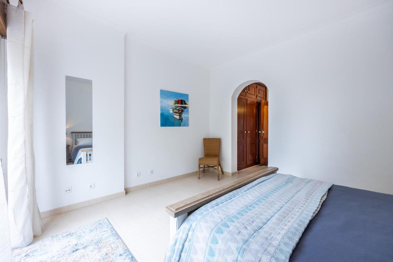 Sunny & Light 2-bedroom Apartamento